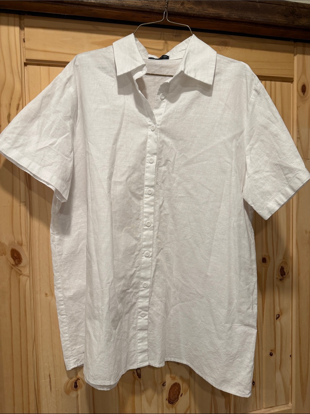 White Fox Boutique White Linen Button-Down Short Sleeve Top